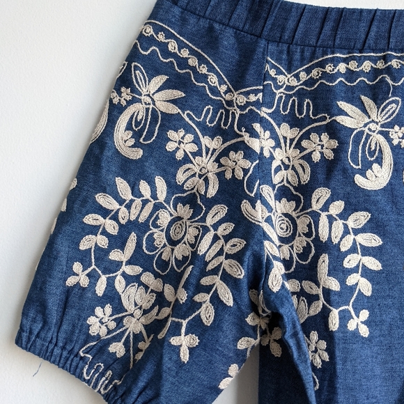 Light Chambray Off the shoulder embroidered dress - Picture 3 of 8